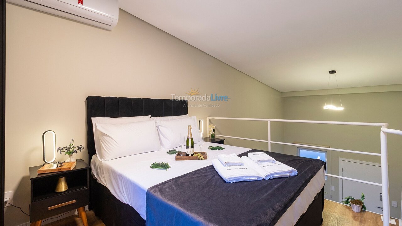 Apartamento para aluguel de temporada em Santos (Encruzilhada)