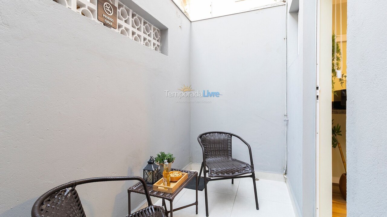 Apartamento para aluguel de temporada em Santos (Encruzilhada)