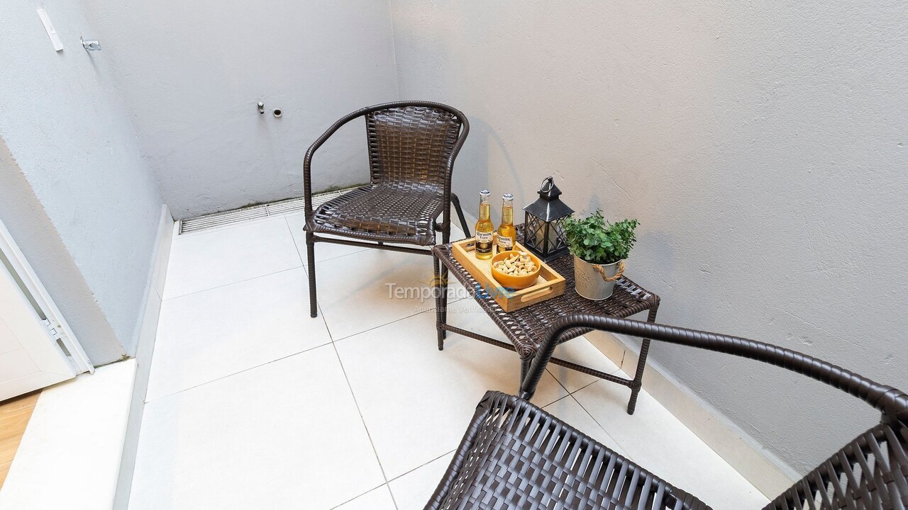 Apartamento para aluguel de temporada em Santos (Encruzilhada)
