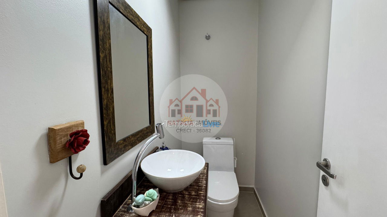 Casa para aluguel de temporada em Bombinhas (Canto Grande)