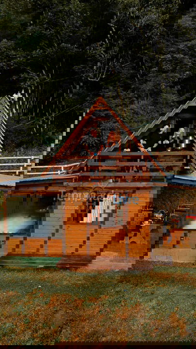 Casa para aluguel de temporada em Santo Amaro da Imperatriz (Varginha)