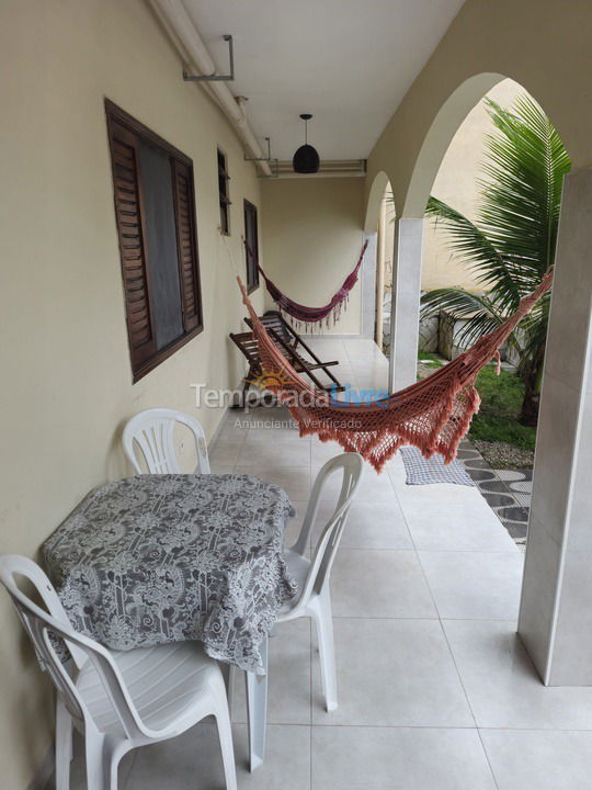 Casa para aluguel de temporada em São Sebastião (Boiçucanga)