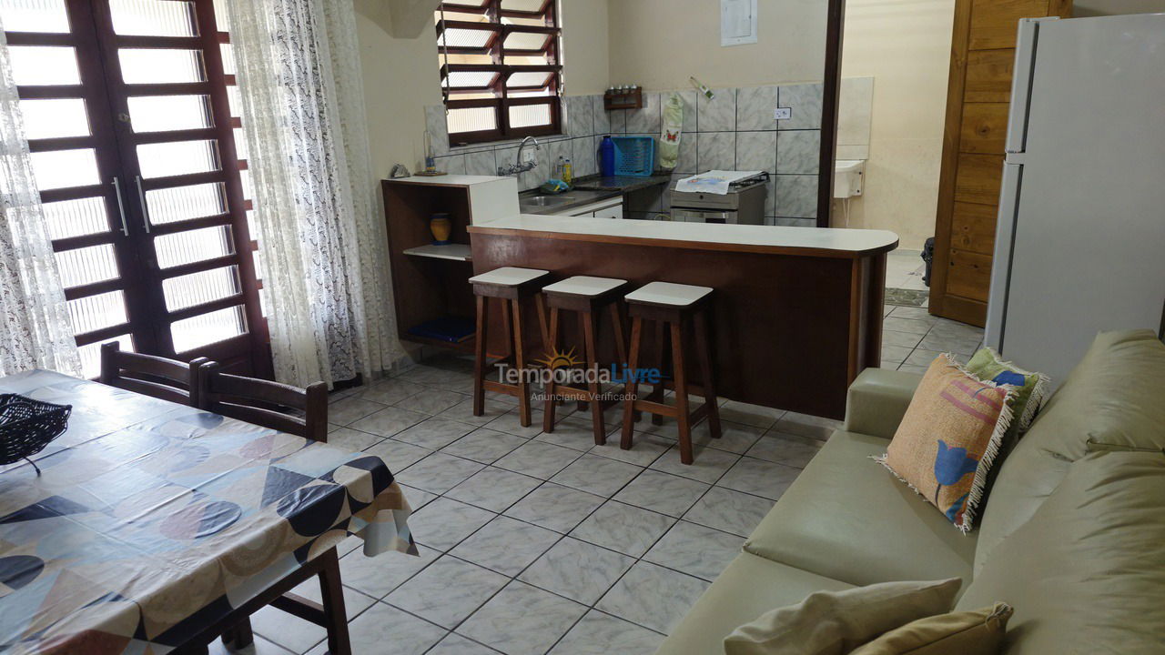 Casa para aluguel de temporada em São Sebastião (Boiçucanga)