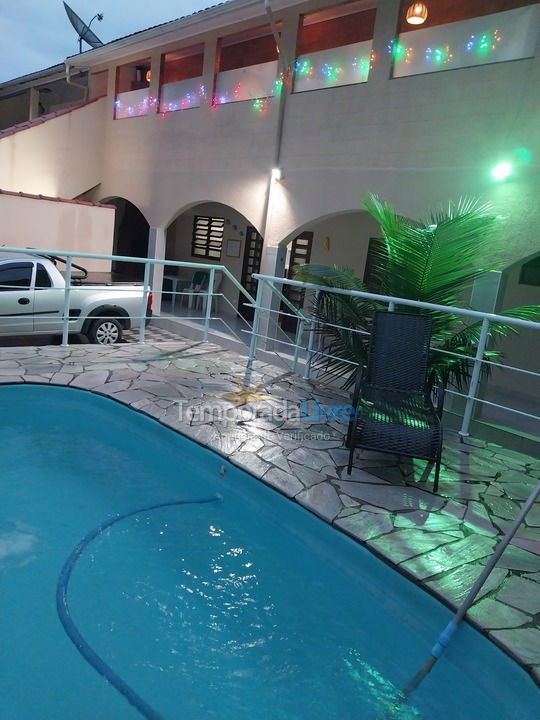 Casa para aluguel de temporada em São Sebastião (Boiçucanga)