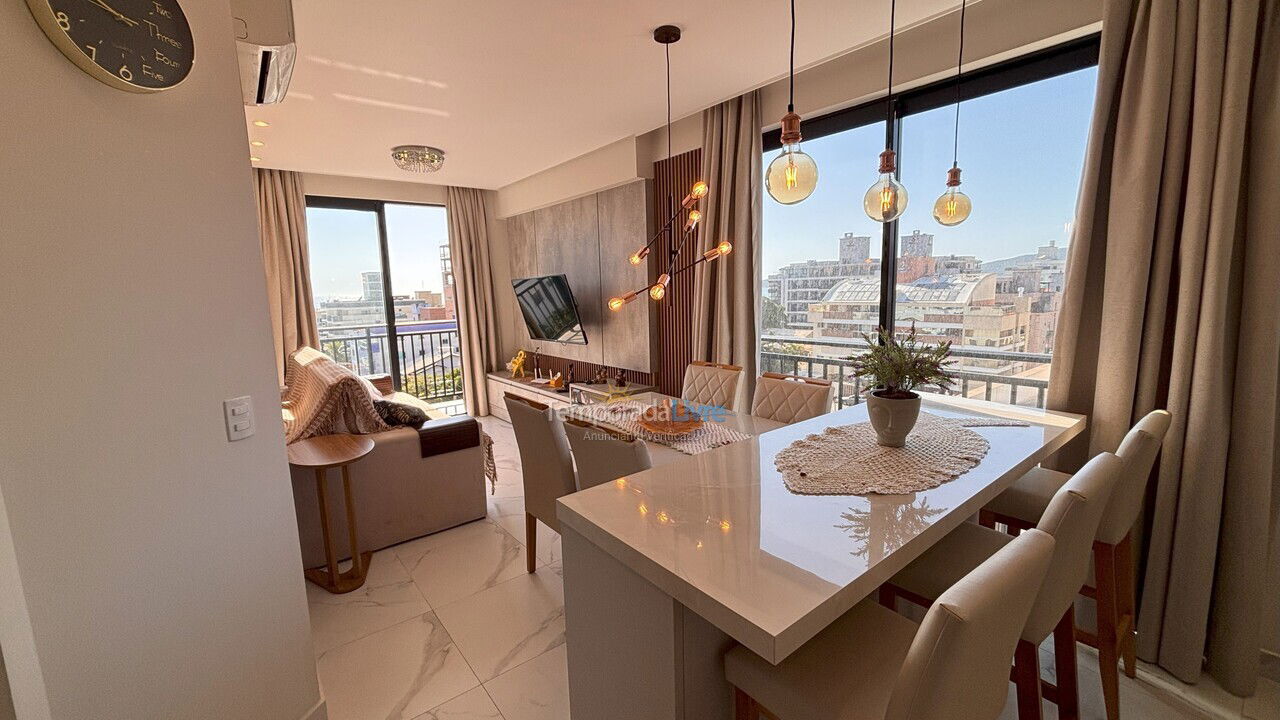 Apartamento para alquiler de vacaciones em Bombinhas (Praia de Bombas)