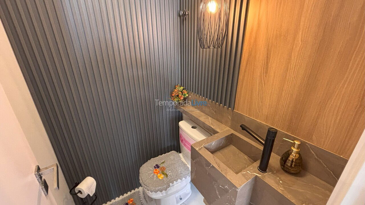Apartamento para alquiler de vacaciones em Bombinhas (Praia de Bombas)