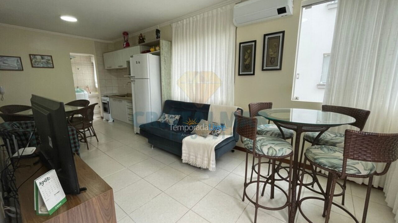 Apartment for vacation rental in Bombinhas (Praia de Bombas)