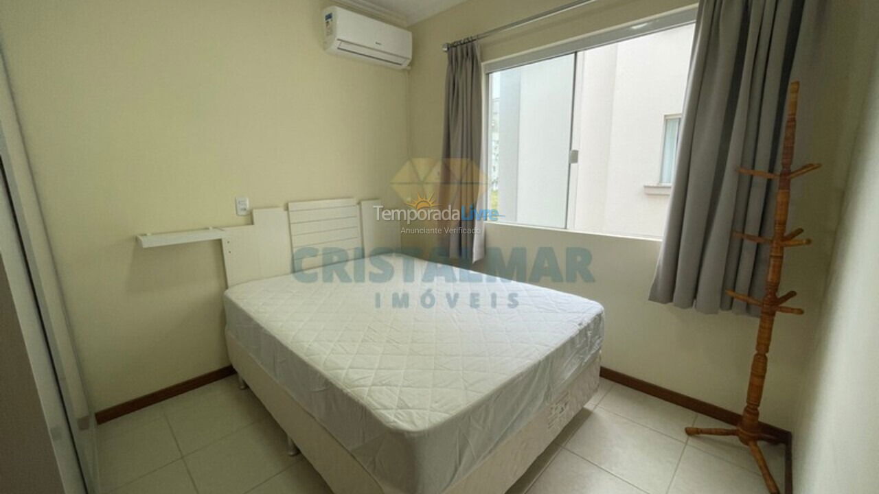 Apartment for vacation rental in Bombinhas (Praia de Bombas)
