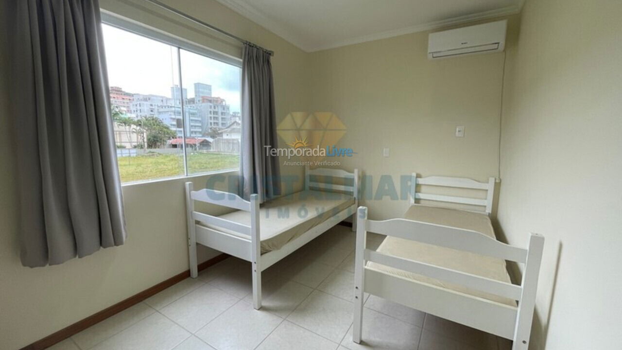 Apartment for vacation rental in Bombinhas (Praia de Bombas)