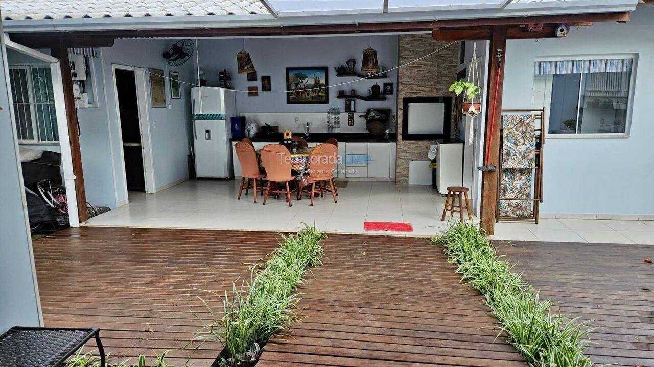 House for vacation rental in Bombinhas (Praia de Zimbros)