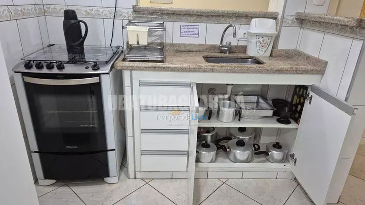 Apartment for vacation rental in Guarujá (Enseada)