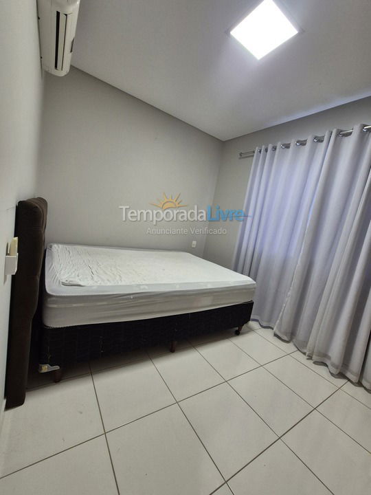 Apartamento para alquiler de vacaciones em Bombinhas (Praia de Bombas)