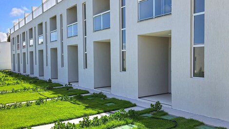 Beach Townhouses #C09 - Triplex by Carpediem