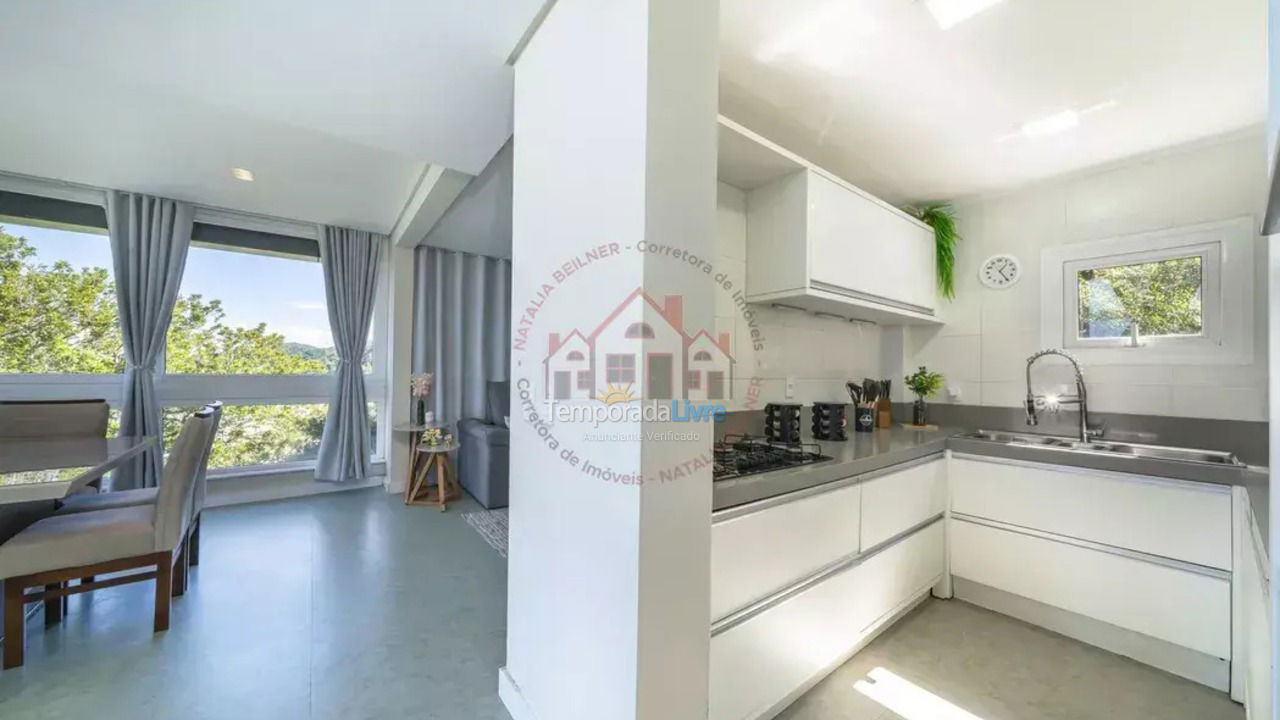 House for vacation rental in Bombinhas (Praia de Zimbros)