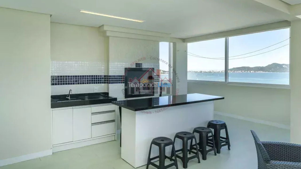 House for vacation rental in Bombinhas (Praia de Zimbros)