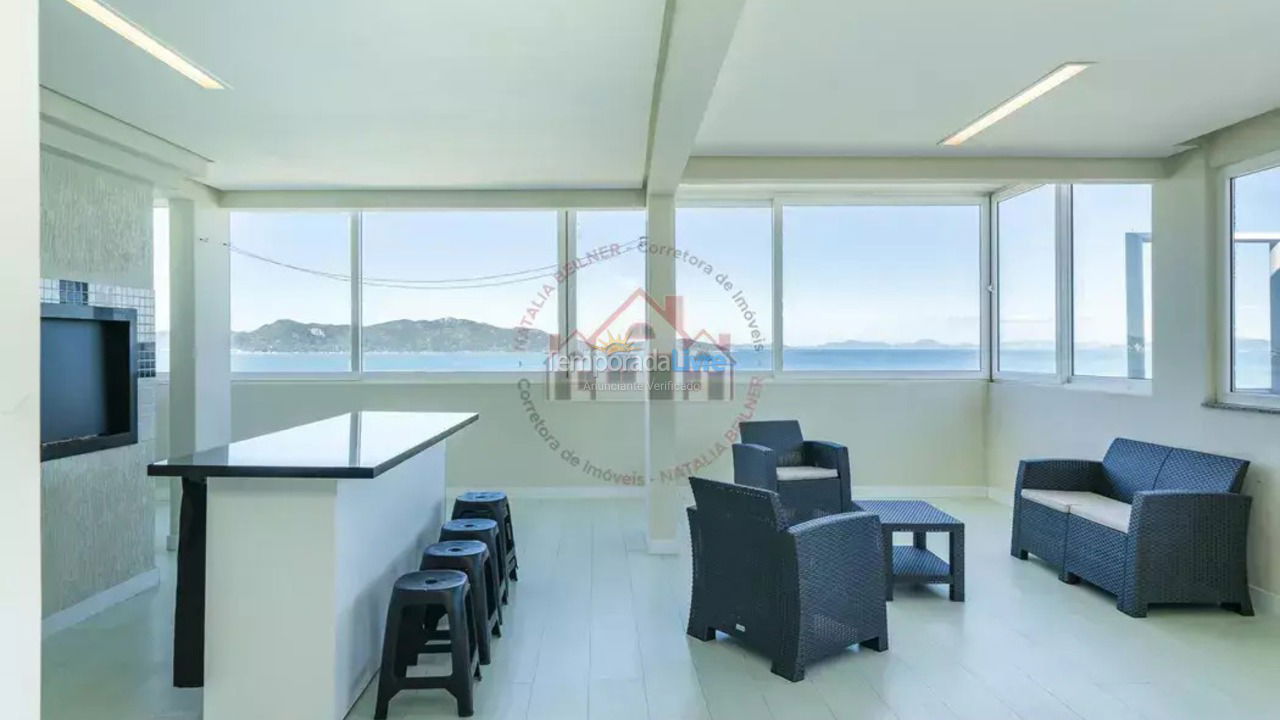 House for vacation rental in Bombinhas (Praia de Zimbros)