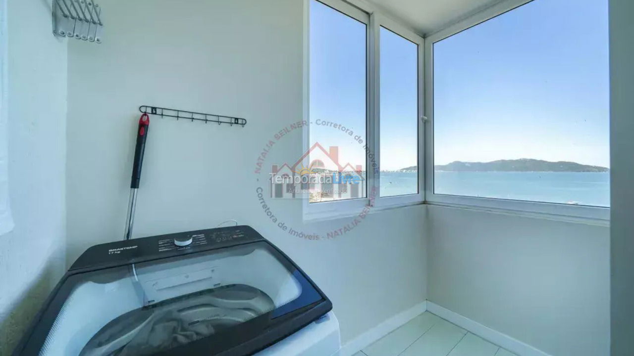 House for vacation rental in Bombinhas (Praia de Zimbros)