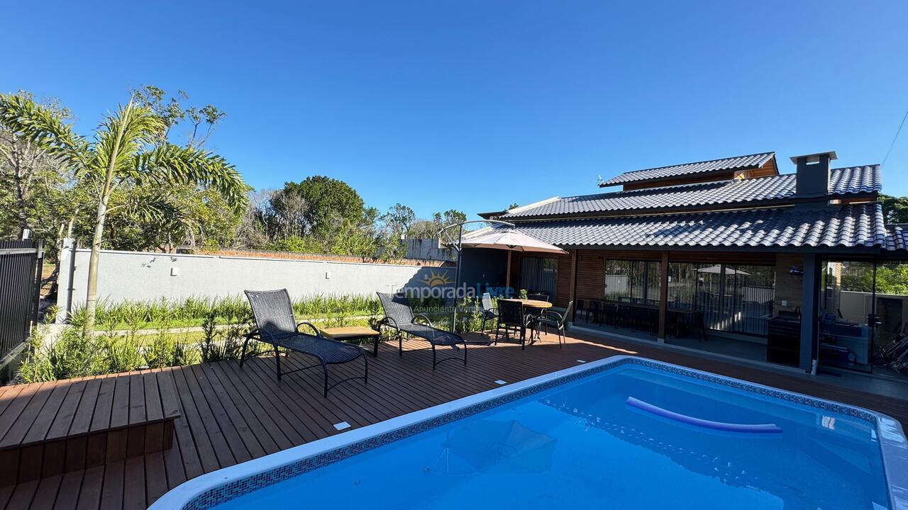 House for vacation rental in Bombinhas (Mariscal)
