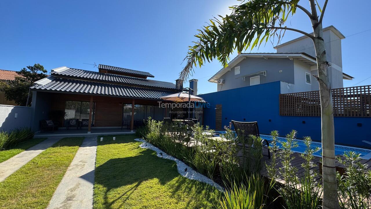 House for vacation rental in Bombinhas (Mariscal)