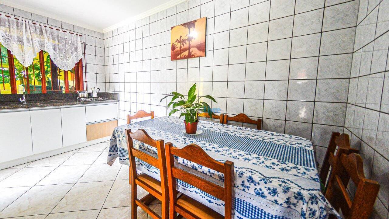 Casa para alquiler de vacaciones em Bombinhas (Praia de Bombinhas)
