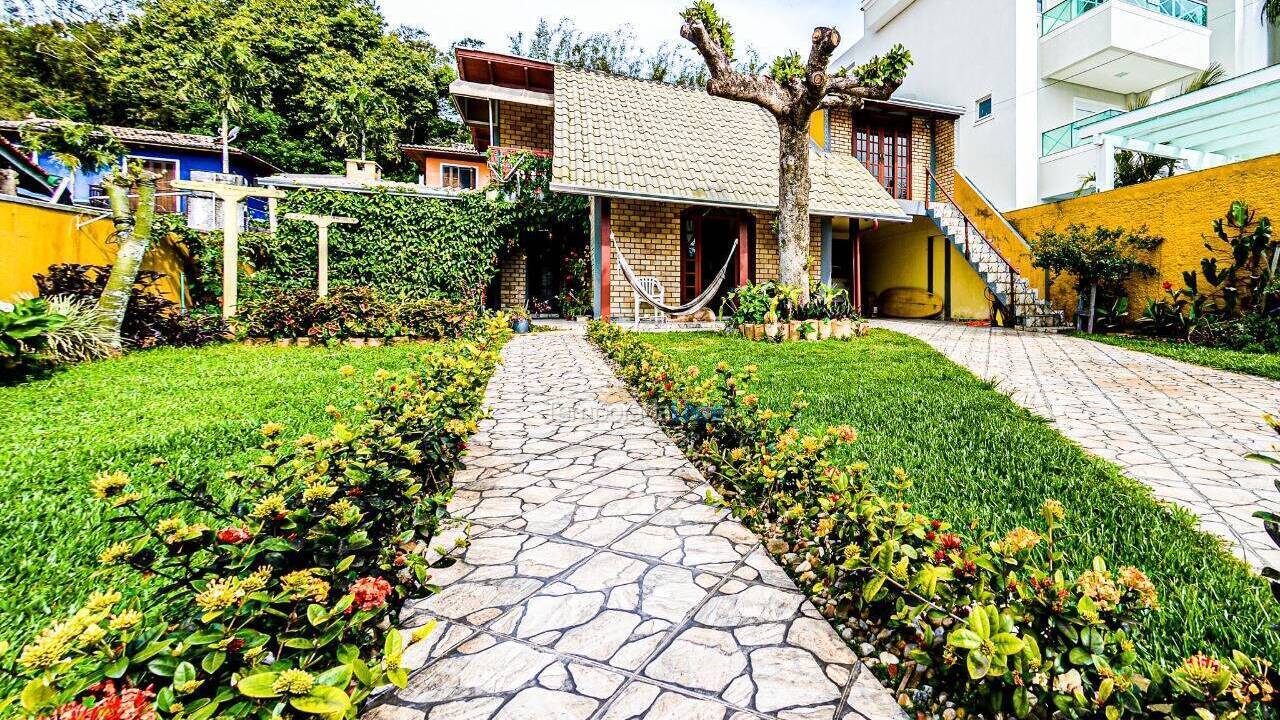 Casa para alquiler de vacaciones em Bombinhas (Praia de Bombinhas)