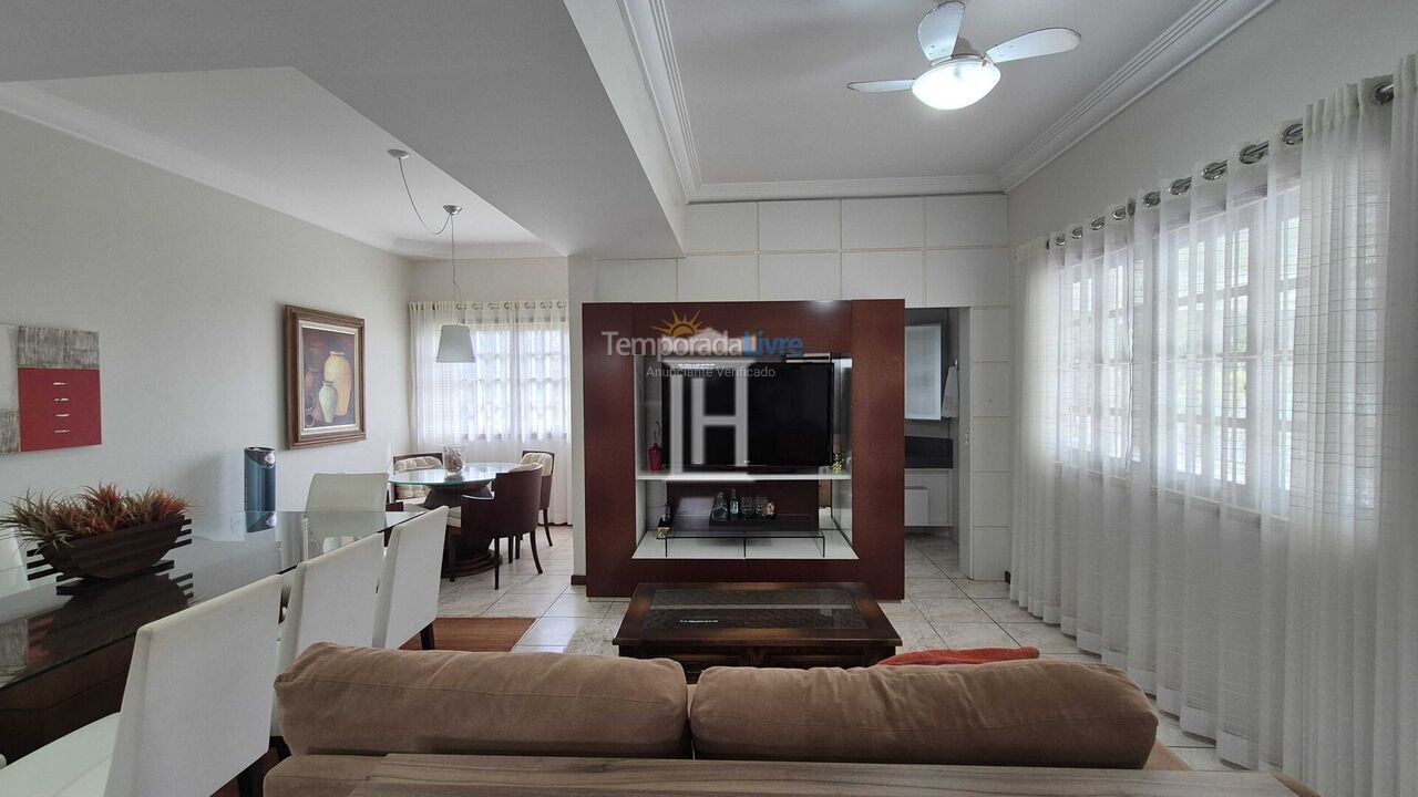 House for vacation rental in Florianopolis (Jurerê Internacional)
