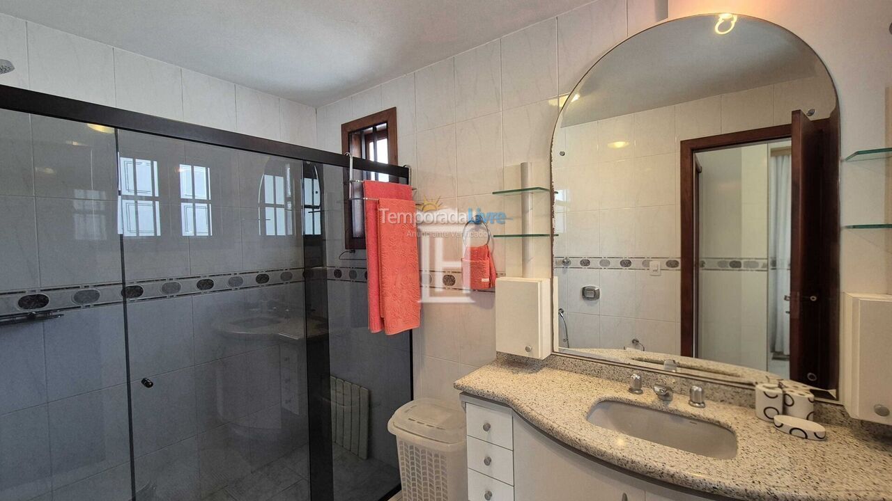 House for vacation rental in Florianopolis (Jurerê Internacional)