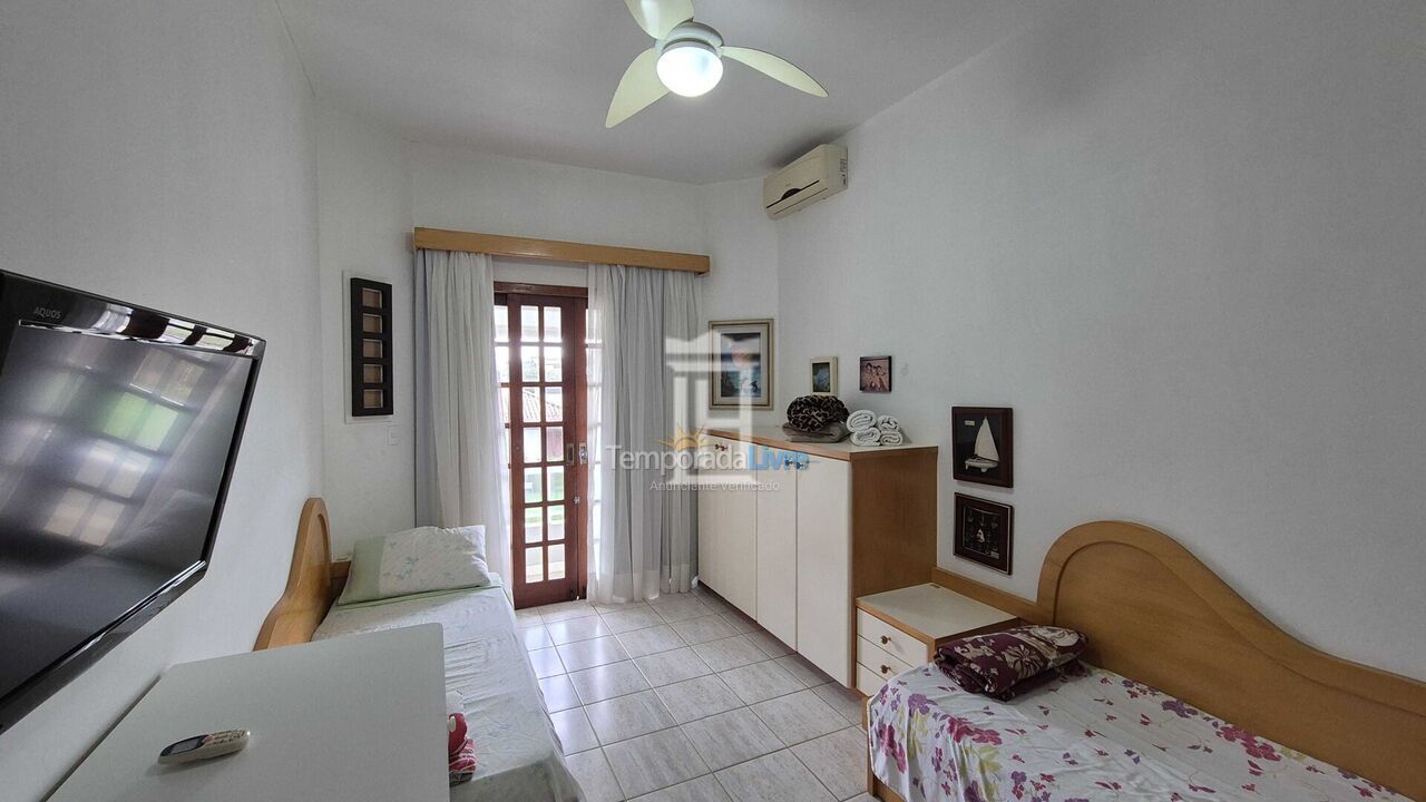 House for vacation rental in Florianopolis (Jurerê Internacional)