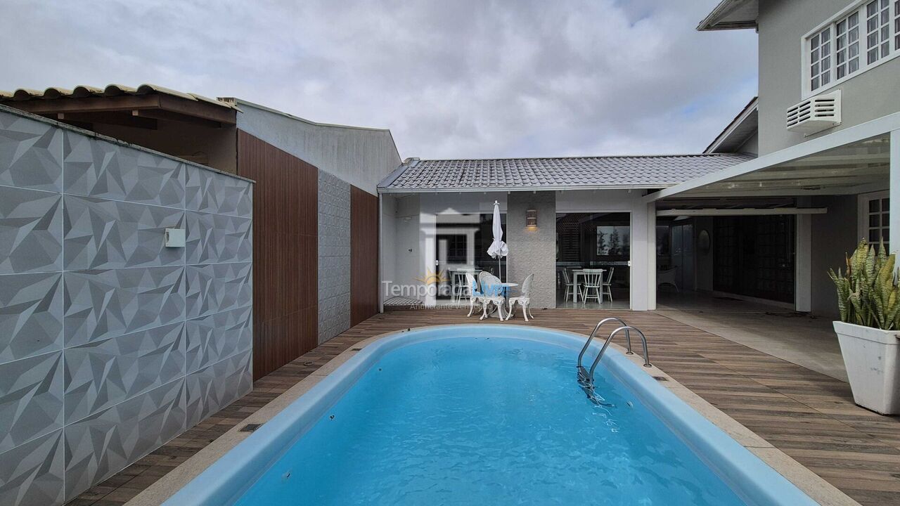 House for vacation rental in Florianopolis (Jurerê Internacional)