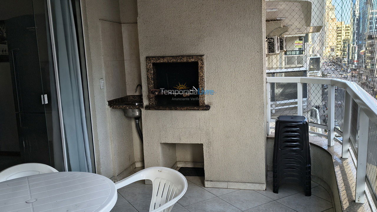 Apartamento para aluguel de temporada em Itapema (Meia Praia)