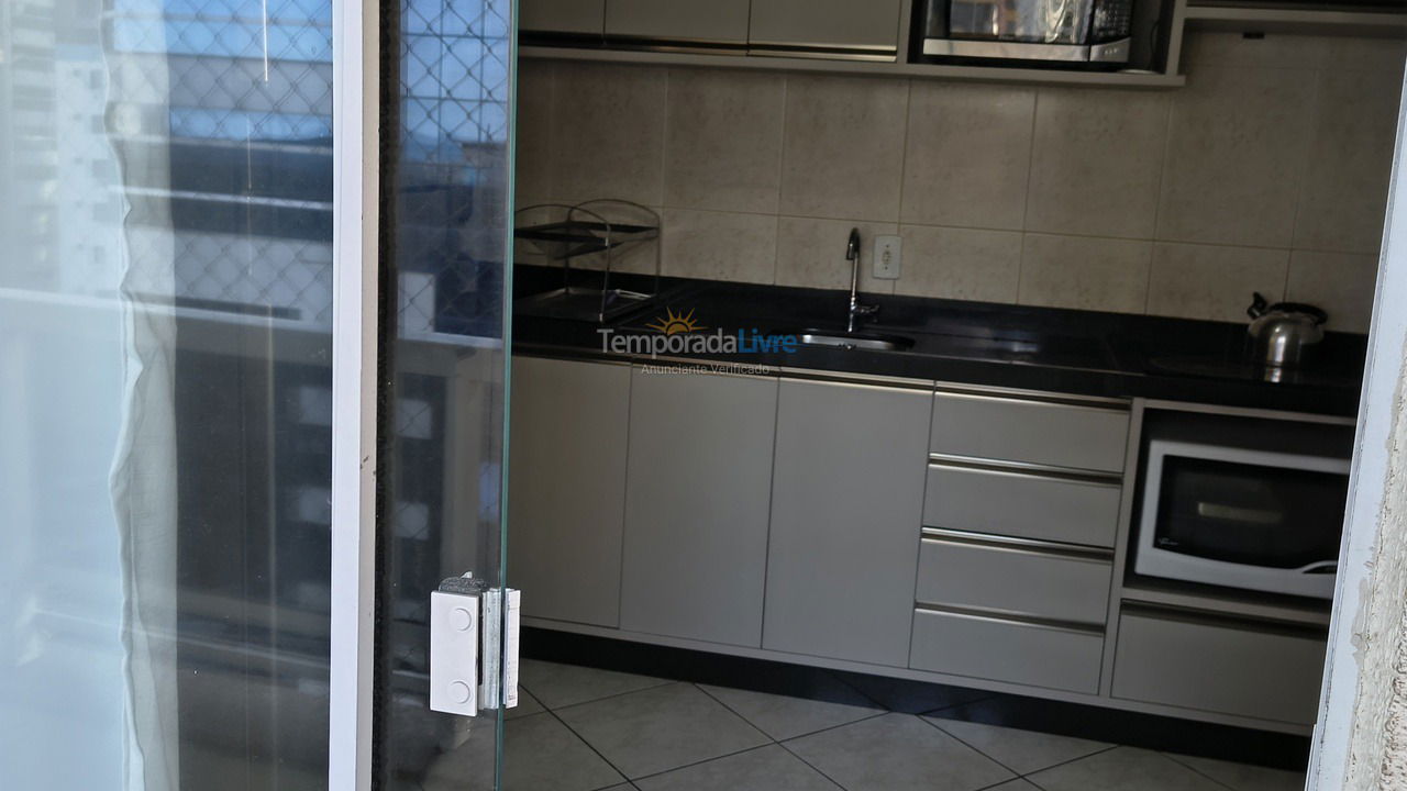 Apartamento para aluguel de temporada em Itapema (Meia Praia)