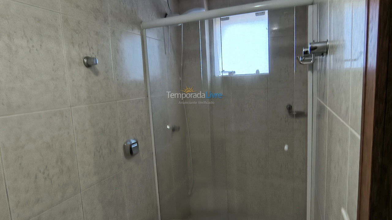 Apartamento para aluguel de temporada em Itapema (Meia Praia)