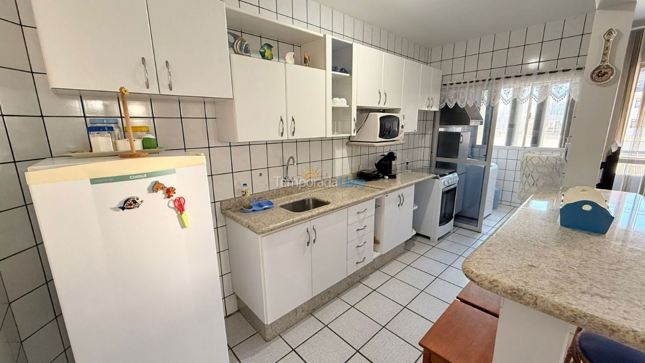 Apartamento para alquiler de vacaciones em Bombinhas (Praia de Bombas)