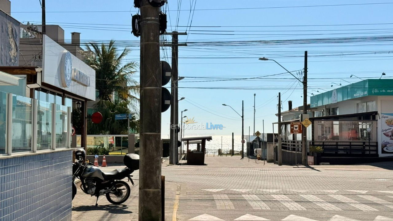 Apartamento para alquiler de vacaciones em Bombinhas (Praia de Bombas)