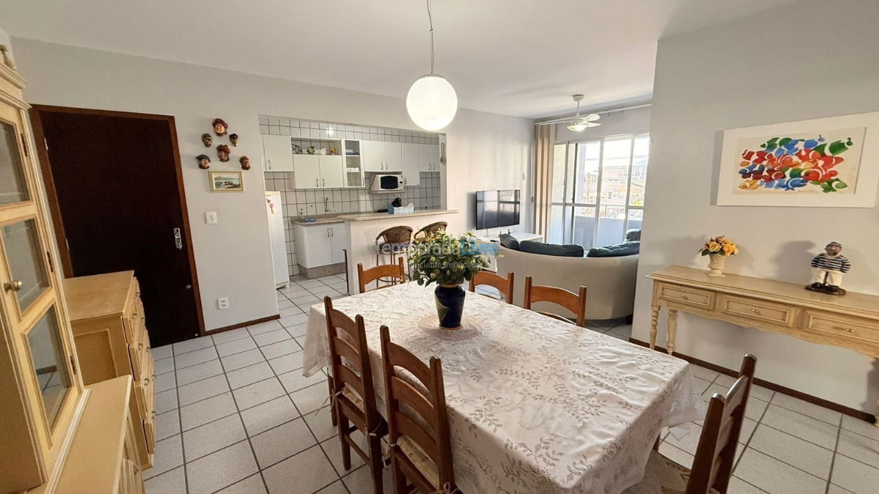 Apartamento para alquiler de vacaciones em Bombinhas (Praia de Bombas)