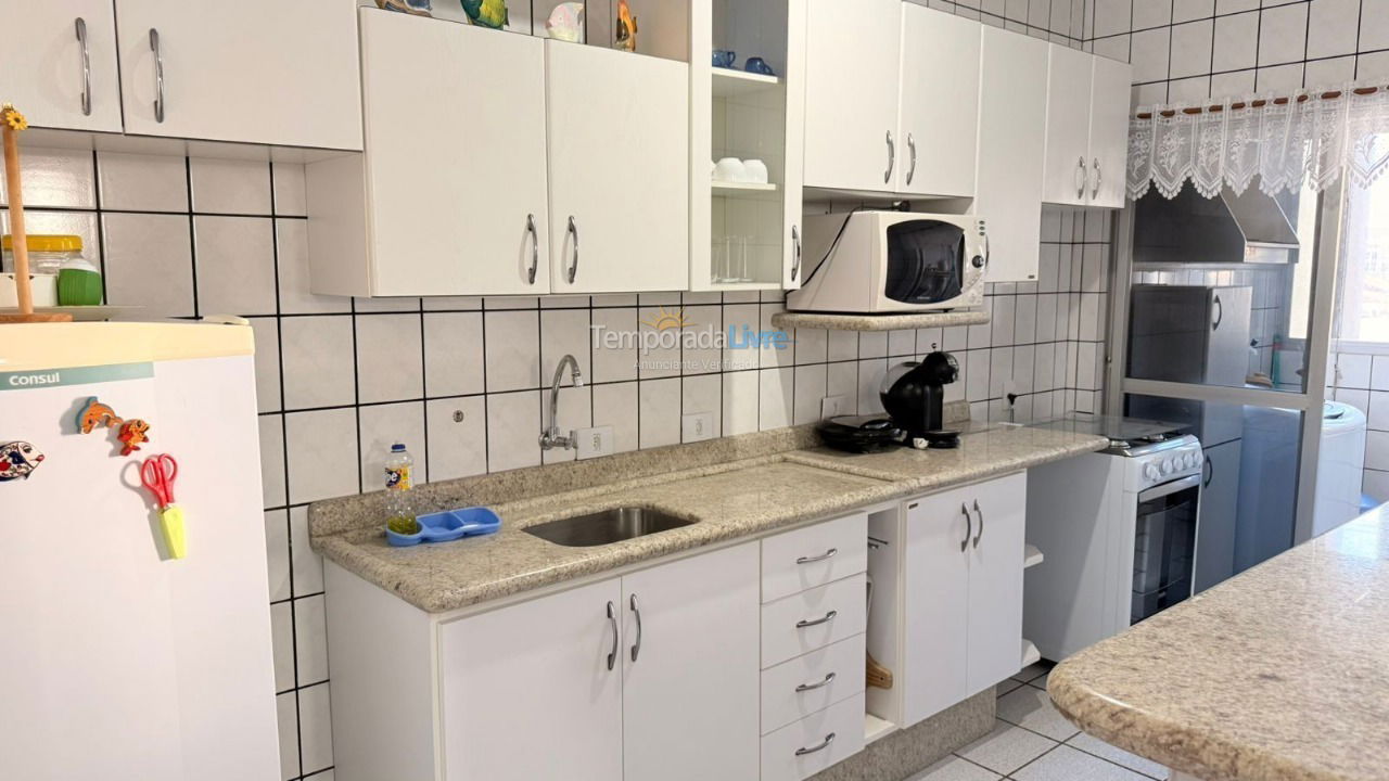 Apartamento para alquiler de vacaciones em Bombinhas (Praia de Bombas)