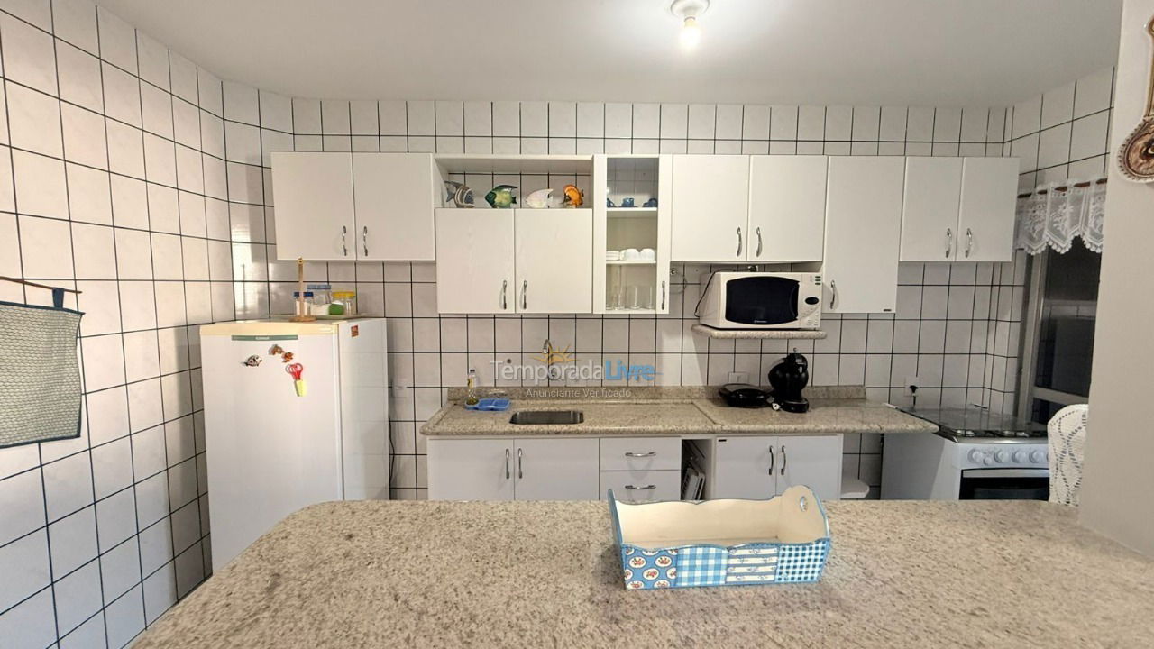 Apartamento para alquiler de vacaciones em Bombinhas (Praia de Bombas)