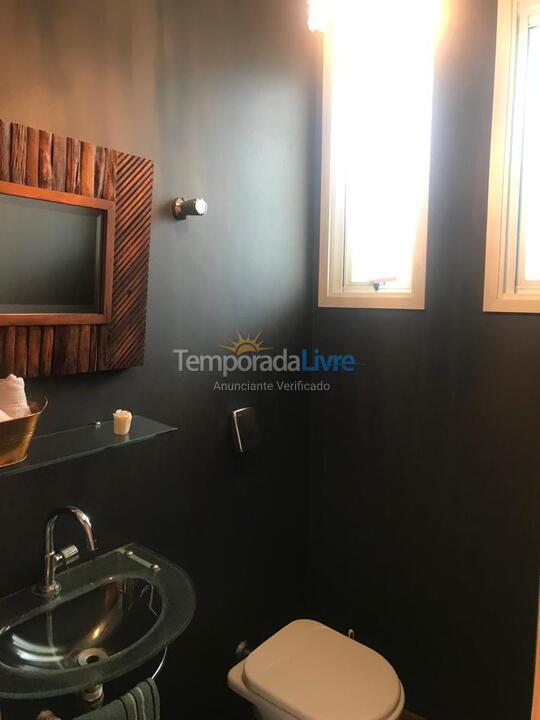 House for vacation rental in Florianopolis (Jurerê Internacional)