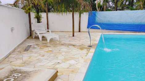 House in the corner of paradise