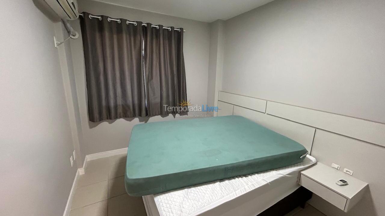 Apartamento para aluguel de temporada em Itapema (Centro)