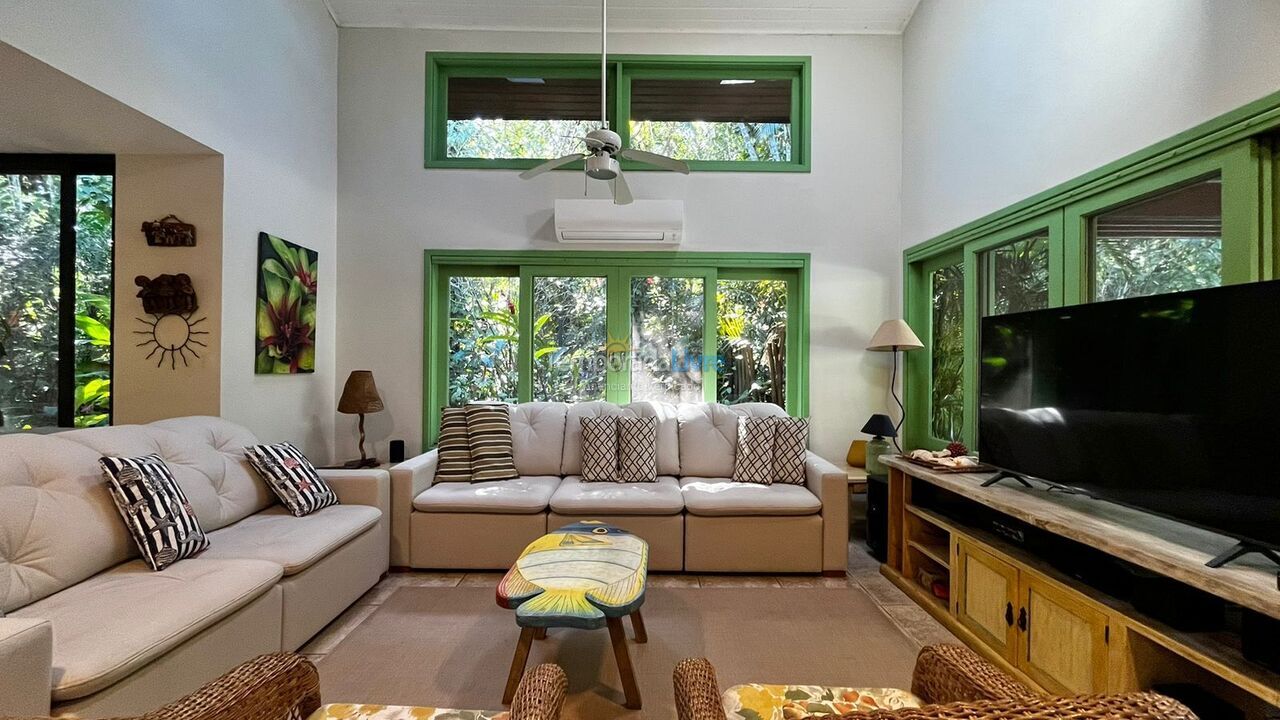 Casa para alquiler de vacaciones em São Sebastião (Praia da Baleia)
