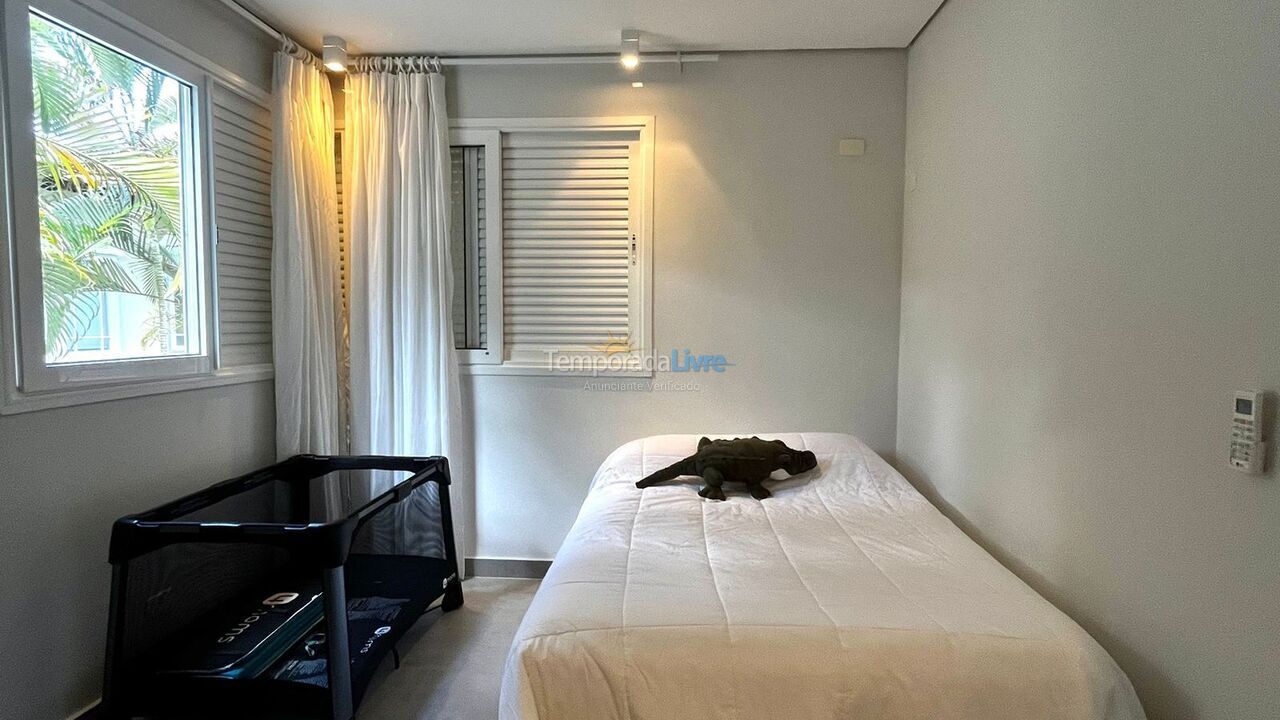 Casa para aluguel de temporada em São Sebastião (Praia da Baleia)