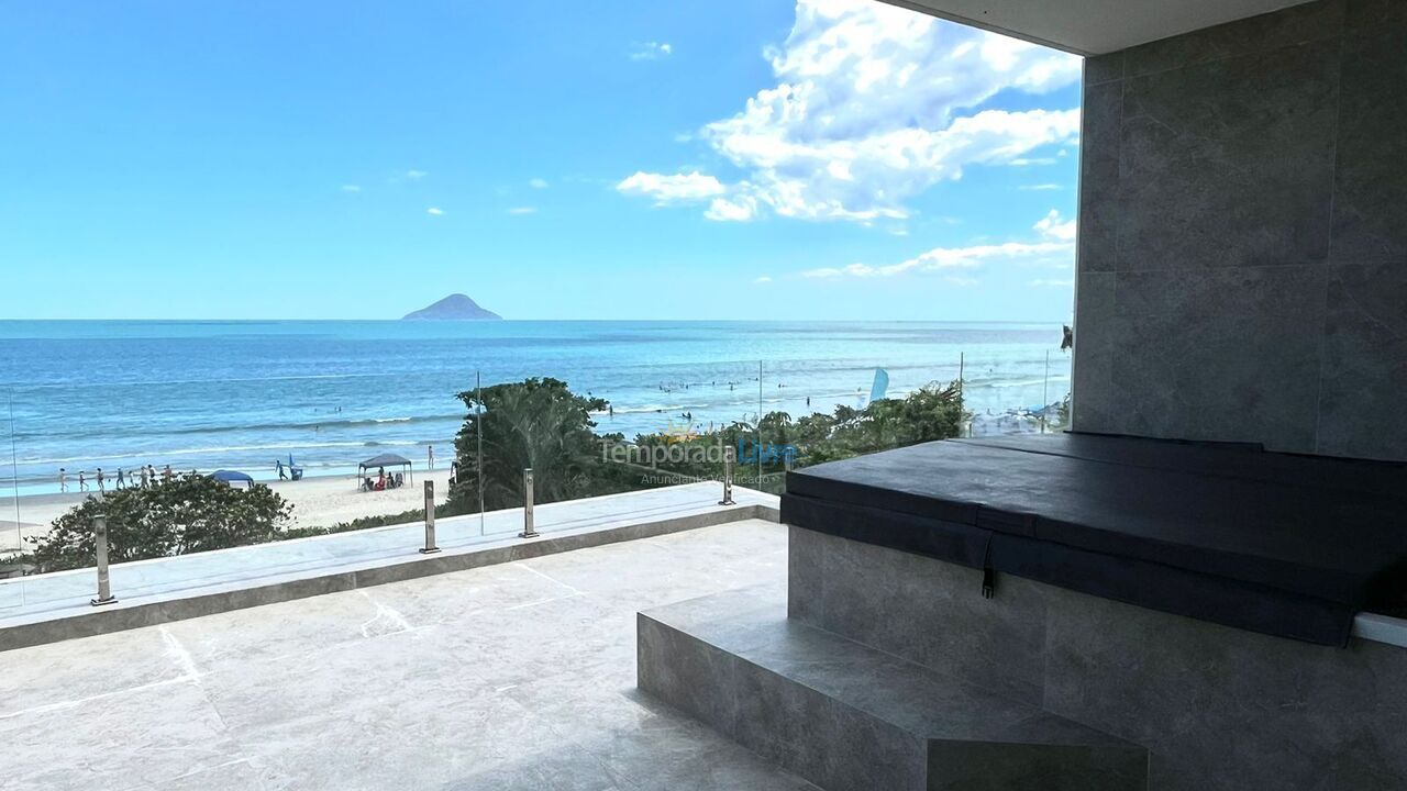 Casa para aluguel de temporada em São Sebastião (Praia da Baleia)