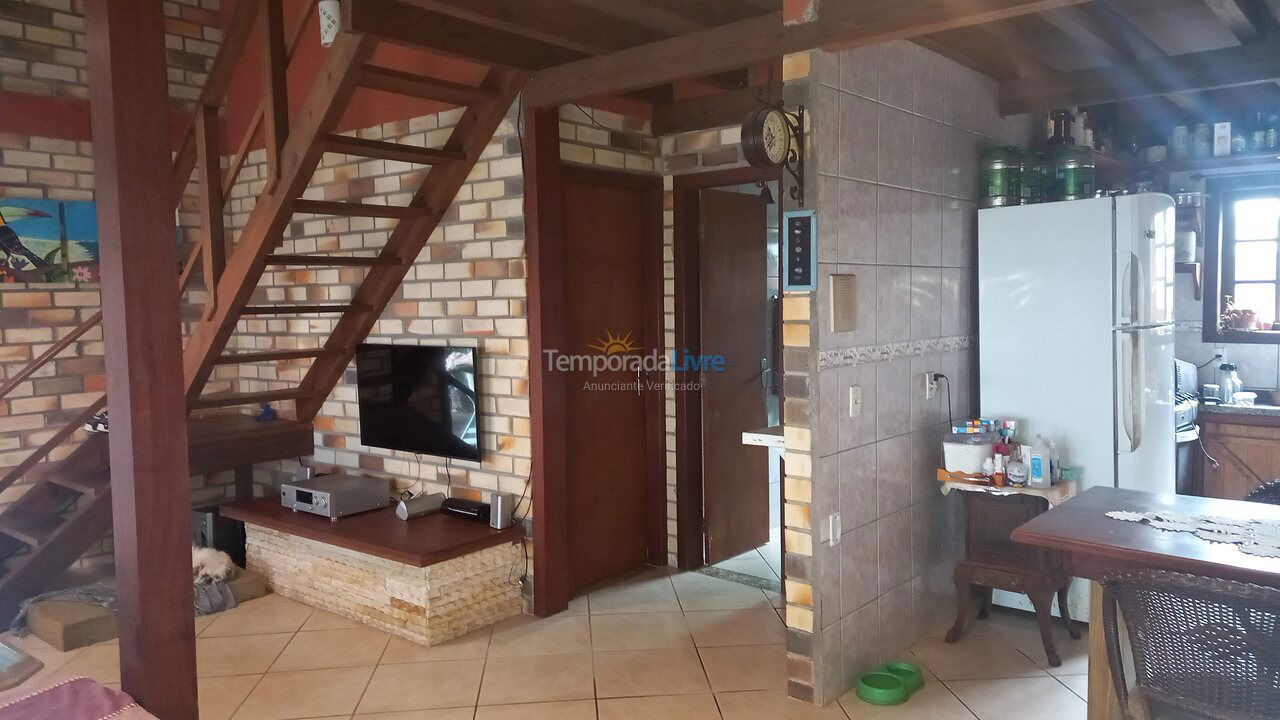 Casa para aluguel de temporada em Garopaba (Centro)