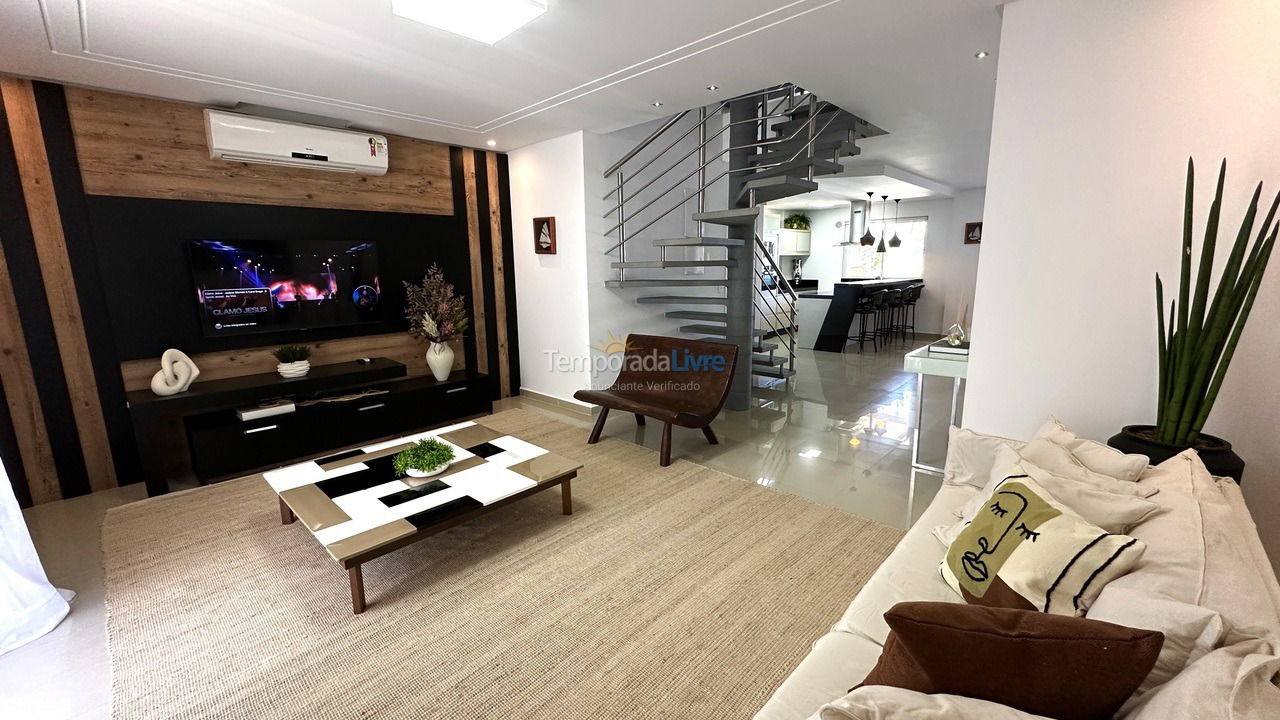 Apartamento para aluguel de temporada em Bombinhas (Lagoinha)