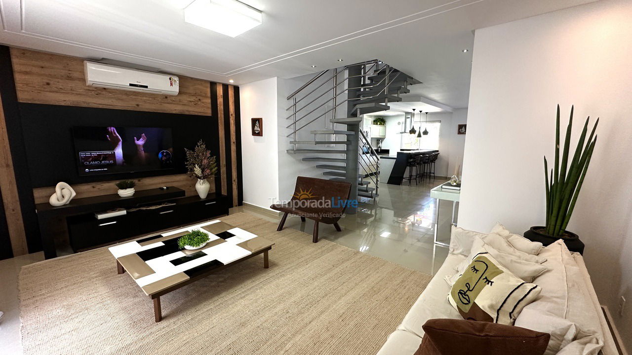 Apartamento para aluguel de temporada em Bombinhas (Lagoinha)