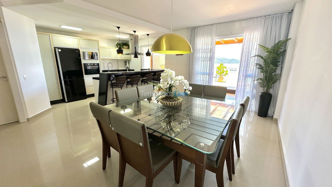 Apartamento para aluguel de temporada em Bombinhas (Lagoinha)