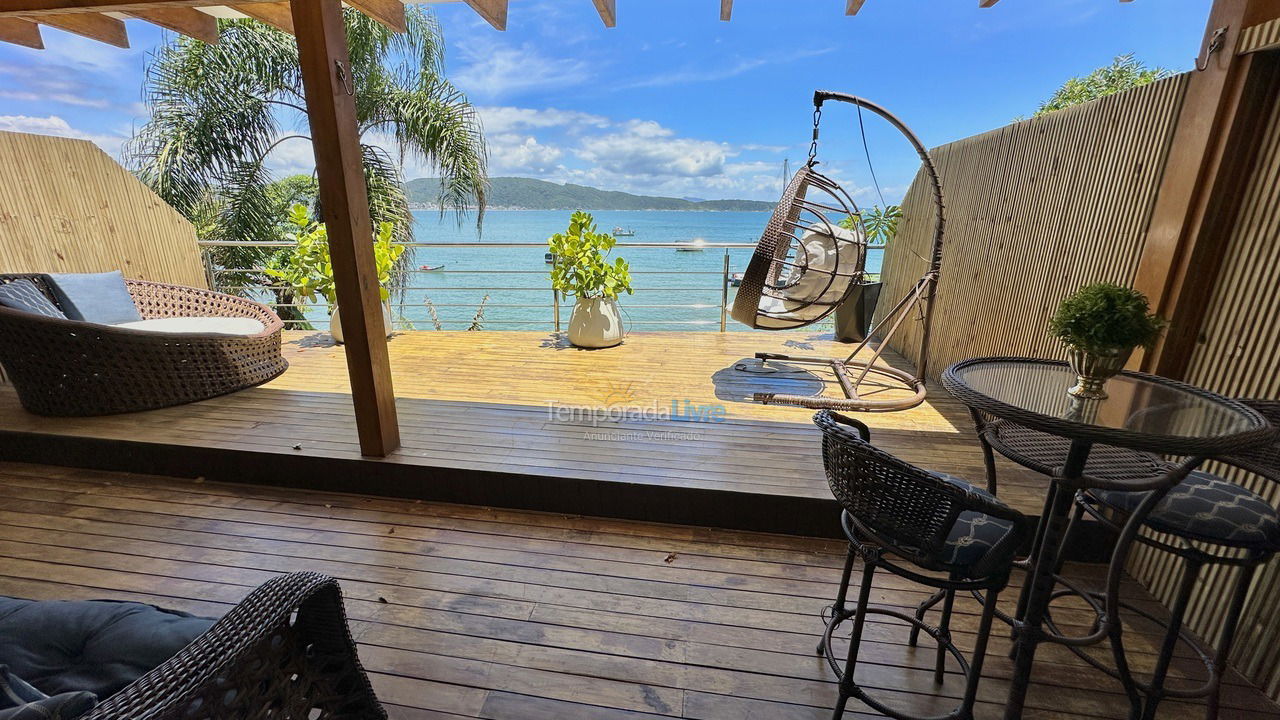 Apartamento para aluguel de temporada em Bombinhas (Lagoinha)