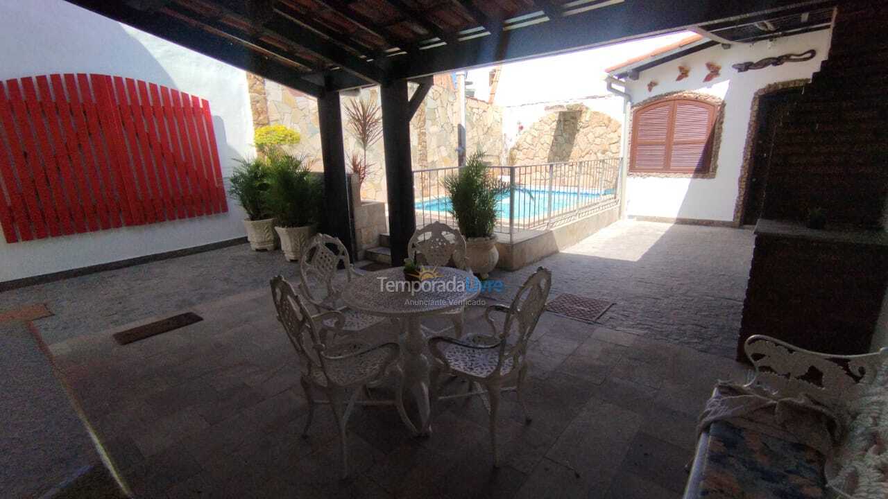 Casa para aluguel de temporada em Arraial do Cabo (Praia dos Anjos)