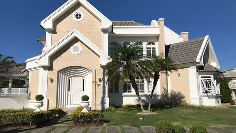 4-Suite House in Jurerê Internacional